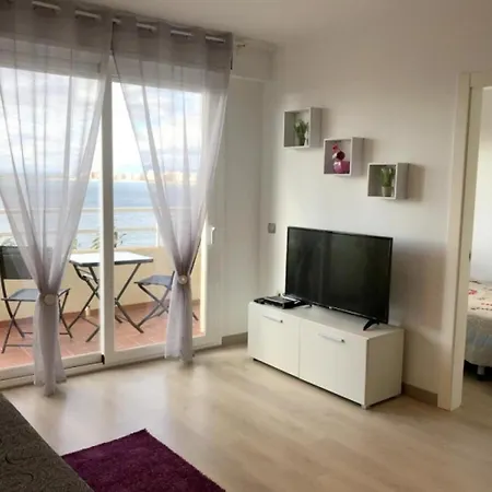 Renovado En La Playa Con Aire Acondicionado Y Balcon En - Hisp-312-34